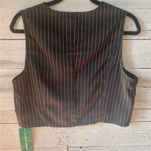 Beautiful little lined vest with hook fastener - Picture 3 of 6